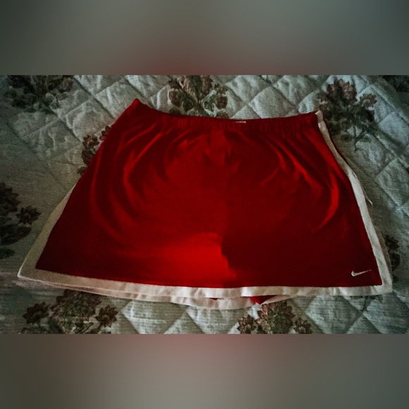 Vintage NIKE Team Red Skirt with White Trim lacrosse tennis size medium - Picture 2 of 6